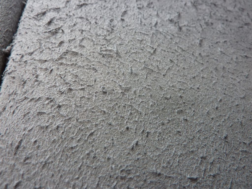 Nuppete alcantara, fikses med f. eks slipepad